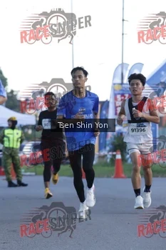 Runner Photo 401079