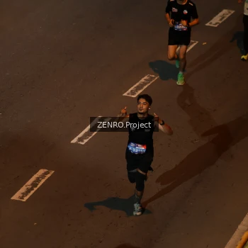 Runner Photo 4010790