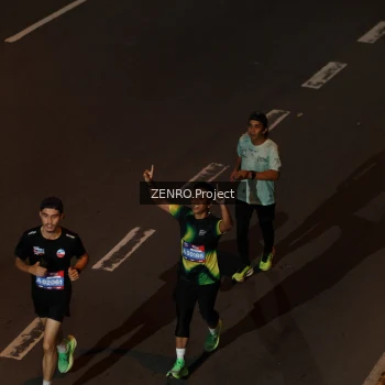 Runner Photo 4010885
