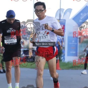 Runner Photo 401094