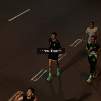 Runner Photo 4011030