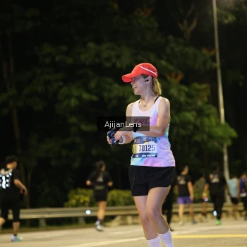 Runner Photo 4011180
