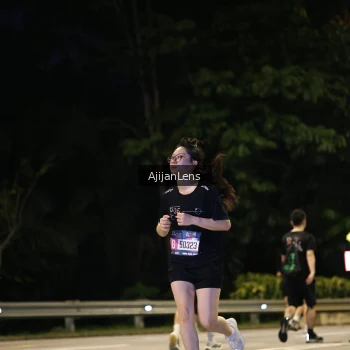 Runner Photo 4011345