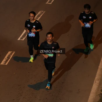 Runner Photo 4011399