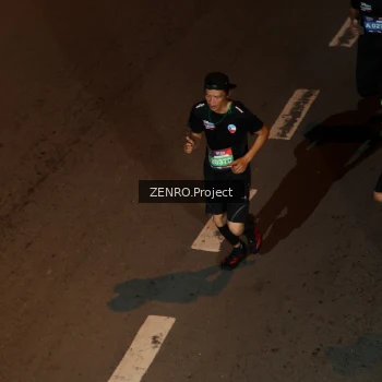 Runner Photo 4011485