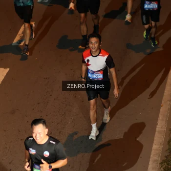 Runner Photo 4011699