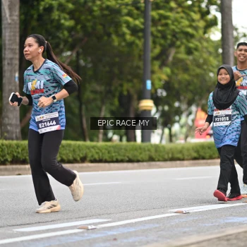 Runner Photo 4012040