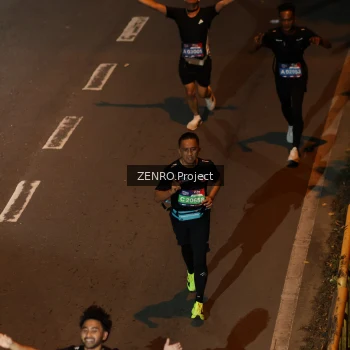 Runner Photo 4012050