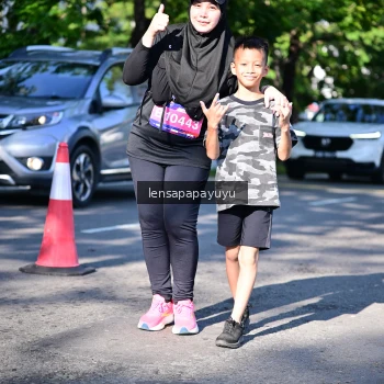 Runner Photo 4012055