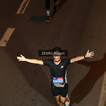 Runner Photo 4012062