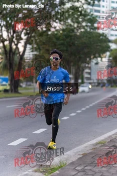 Runner Photo 401214