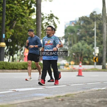 Runner Photo 4012167