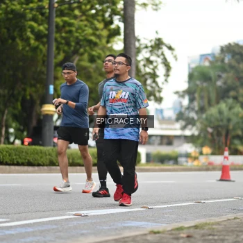 Runner Photo 4012175