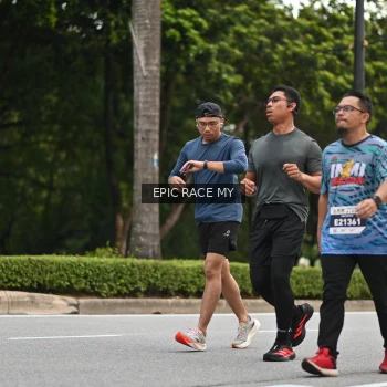 Runner Photo 4012177