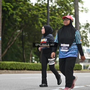 Runner Photo 4012196