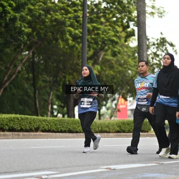 Runner Photo 4012240