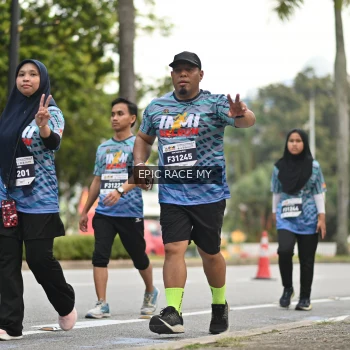 Runner Photo 4012353