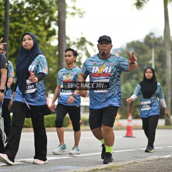 Runner Photo 4012412