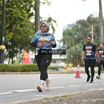 Runner Photo 4012476