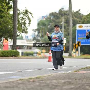 Runner Photo 4012546