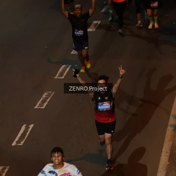 Runner Photo 4012698