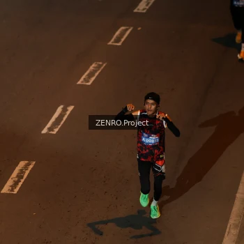 Runner Photo 4013745