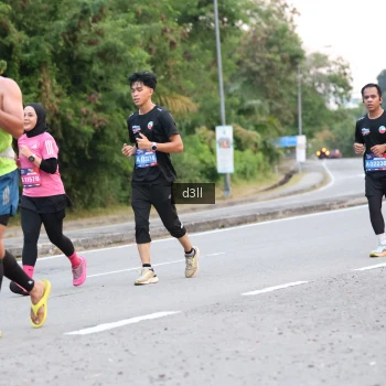 Runner Photo 4013755