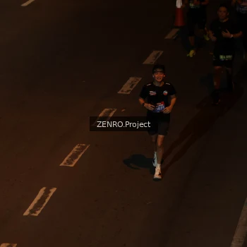 Runner Photo 4014063