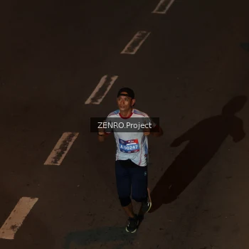 Runner Photo 4014191