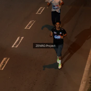 Runner Photo 4014222