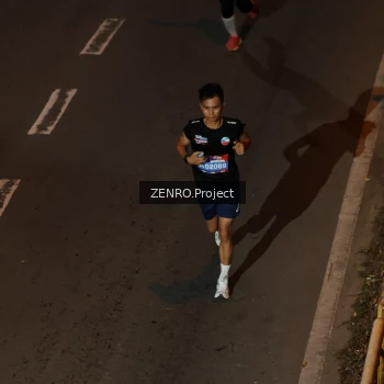 Runner Photo 4014250