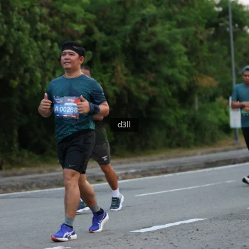 Runner Photo 4014351