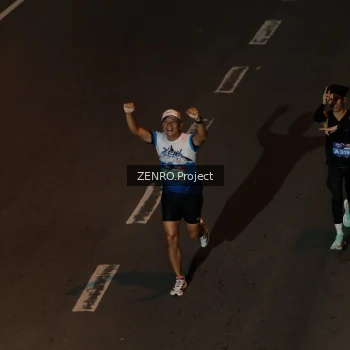 Runner Photo 4014356