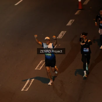 Runner Photo 4014377
