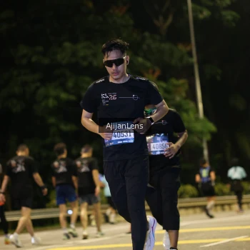 Runner Photo 4014465