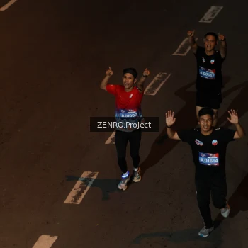 Runner Photo 4014474