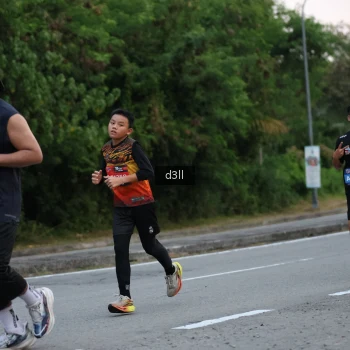 Runner Photo 4014575