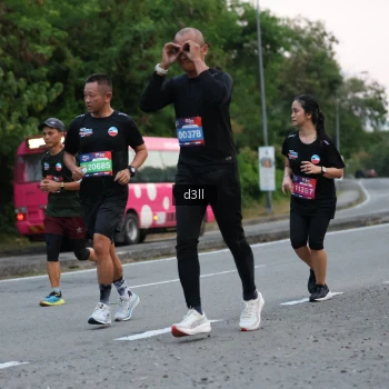 Runner Photo 4014715