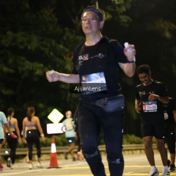 Runner Photo 4014837