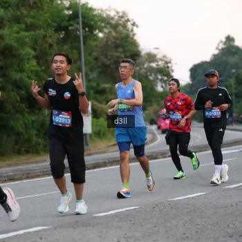 Runner Photo 4014962