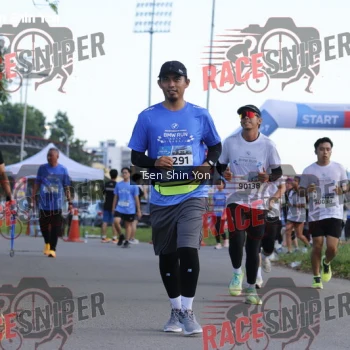 Runner Photo 401503