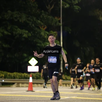 Runner Photo 4015093