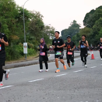 Runner Photo 4015098