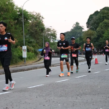Runner Photo 4015103