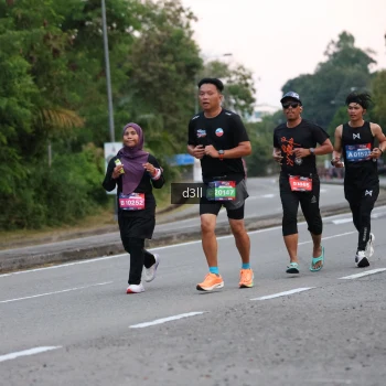 Runner Photo 4015108