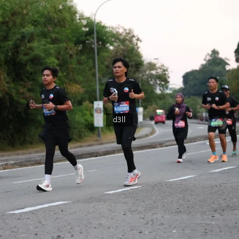 Runner Photo 4015109