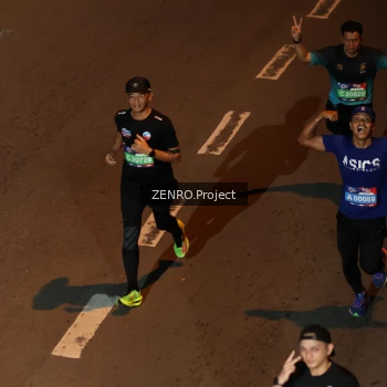 Runner Photo 4015115