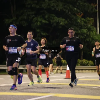 Runner Photo 4015121