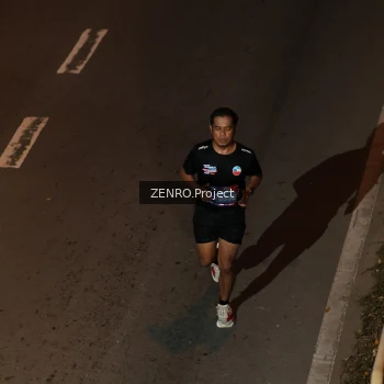 Runner Photo 4015131