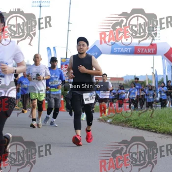 Runner Photo 401514